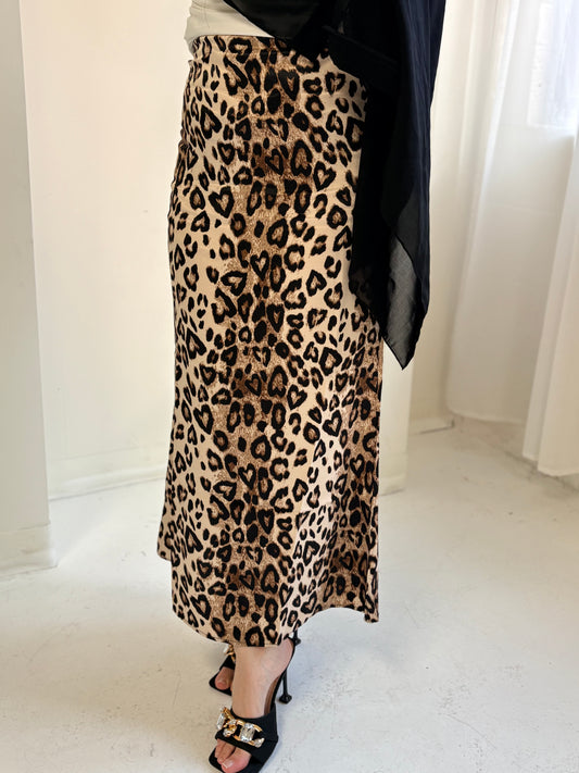 Leopard printed skirt brown
