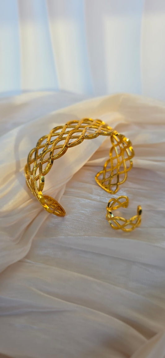 Golden Lattice Set