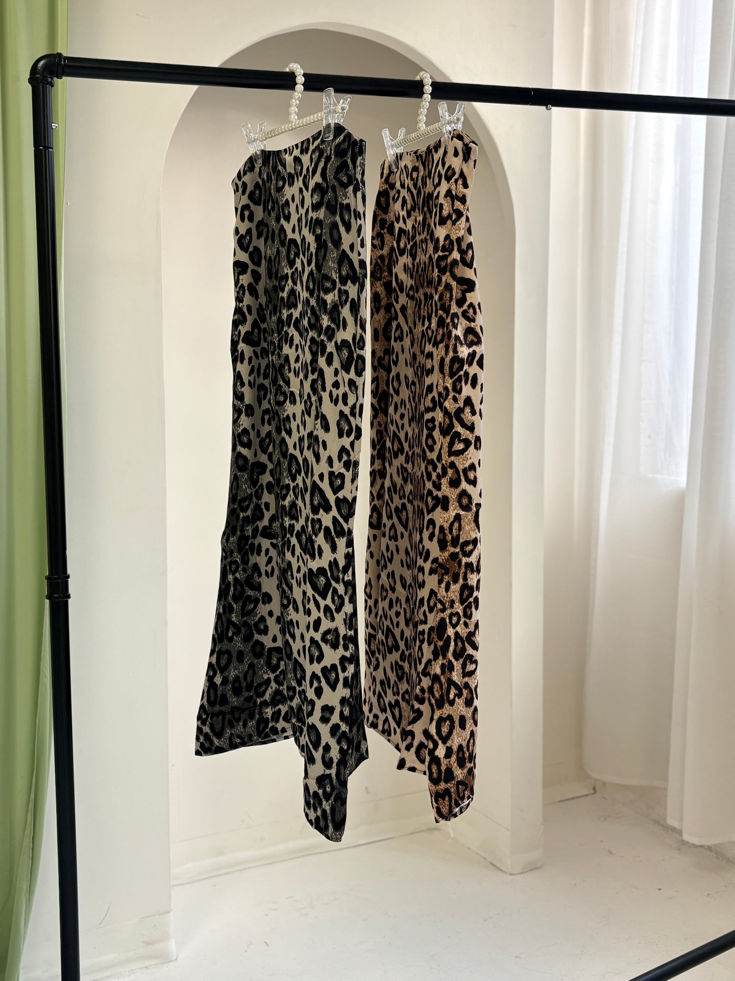 Leopard printed skirt brown