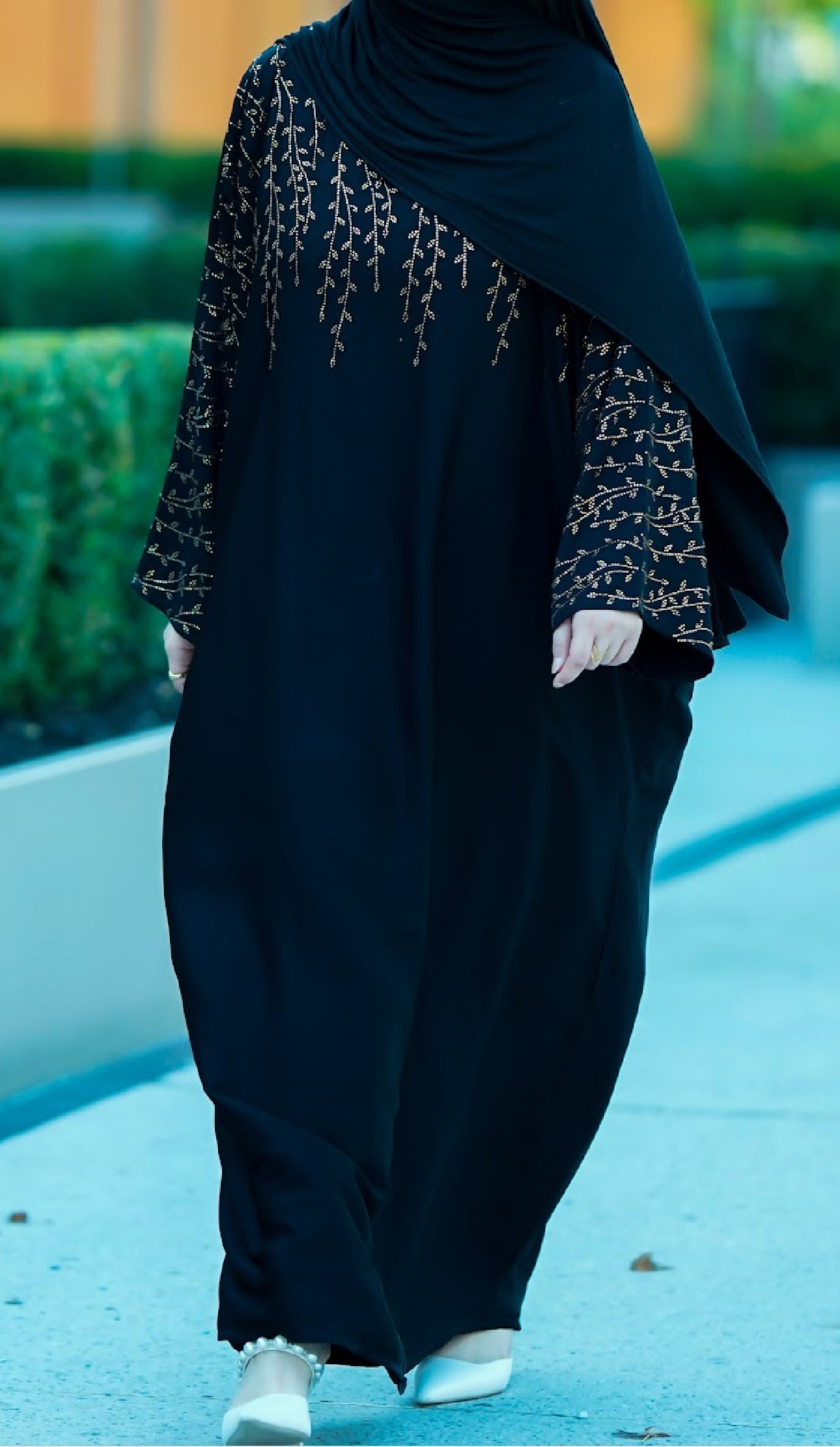 Amira Abaya